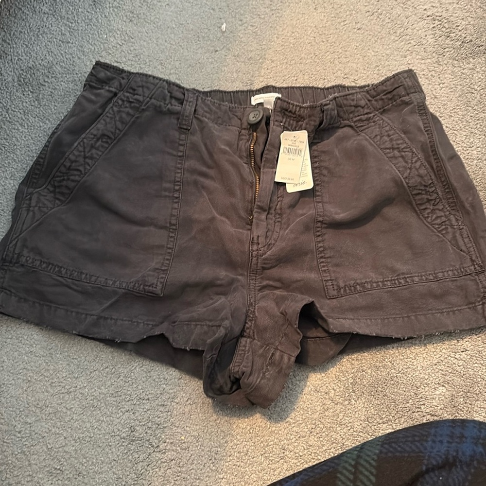 Brand new American eagle shorts with tags still on